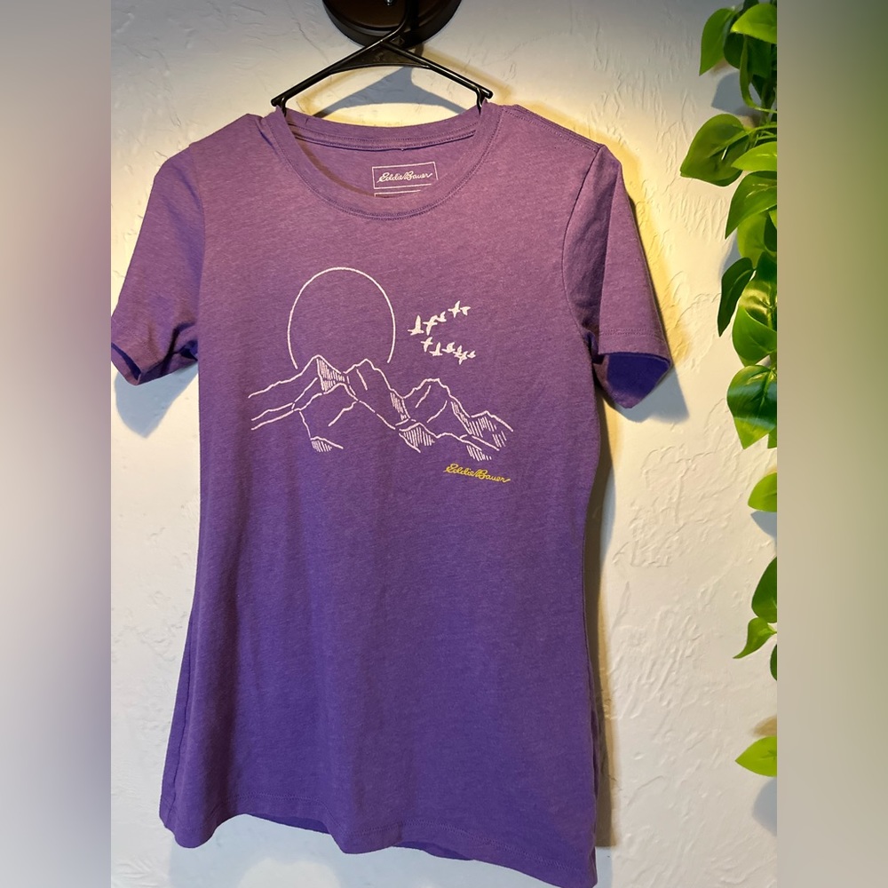 Eddie Bauer graphic Tee